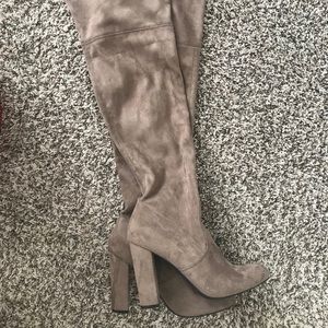 Brow Suede thigh high heeled boots